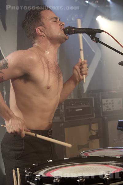 SLAVES - 2015-11-07 - PARIS - La Maroquinerie - 